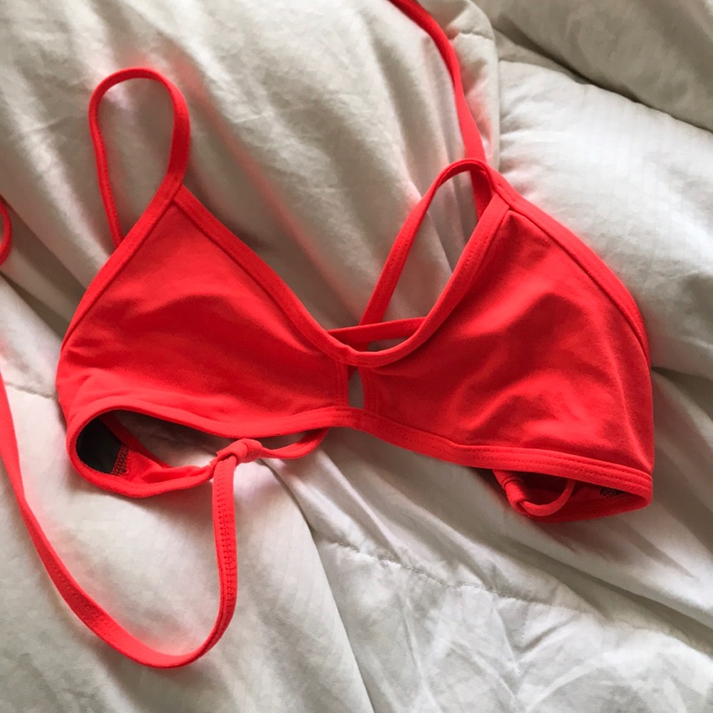Jolyn vent top